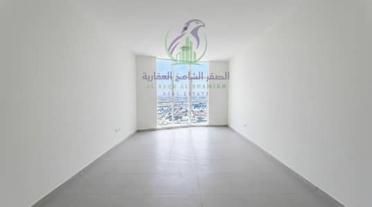 Appartement de 2 chambres à à louer à Al Taawun, Sharjah - Enhance_real_estate_photo_lighting_202608221143 (4). jpeg