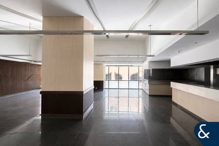 Shop for Rent in Jumeirah Beach Residence (JBR), Dubai - Fitted | Prime Marina Location | Low Floor Shop for Rent in Jumeirah Beach Residence (JBR), Dubai - Fitted | Prime Marina Location | Low Floor