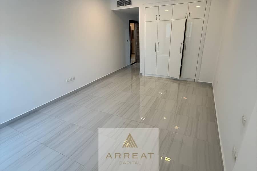 1 BR plus 2 Bathrooms| DLRC 1 BR plus 2 Bathrooms| DLRC
