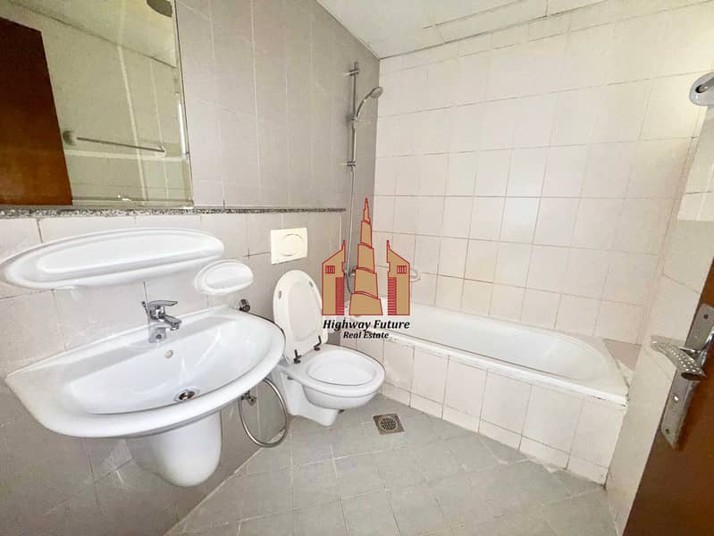 17 2ff507eb-3d87-4966-8bbb-fd83cc8c9f2a. jpg