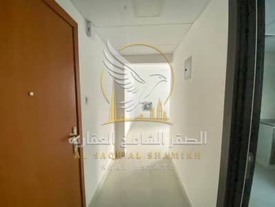 2 habitaciones Apartamento para en Alquiler en Bu Tina, Sharjah - e25b96ff-94b9-4174-89ad-f03ea06ef6d7. jpg 2 habitaciones Apartamento para en Alquiler en Bu Tina, Sharjah - e25b96ff-94b9-4174-89ad-f03ea06ef6d7. jpg