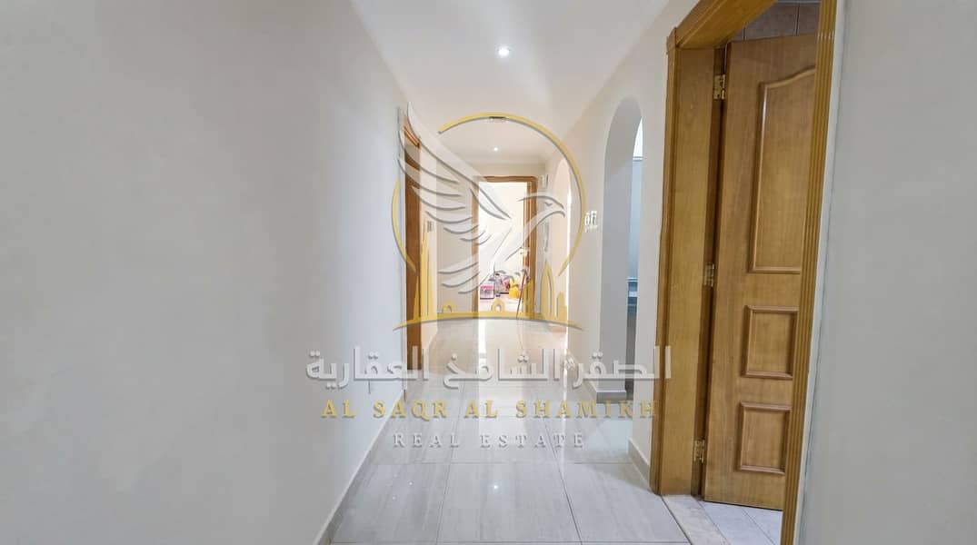 12 Enhancing_real_estate_photograph…_202609032054. jpeg