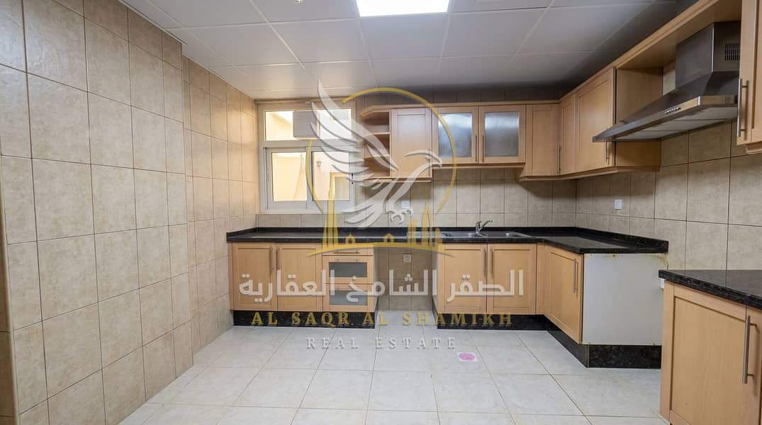 15 3 Bedroom Apartment in Al Qulayaa with Sea View 6. jpeg