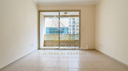 1 Camera Appartamento in affitto a Al Qulayaah, Sharjah - Enhance_real_estate_photo_lighting_202609041615. jpeg