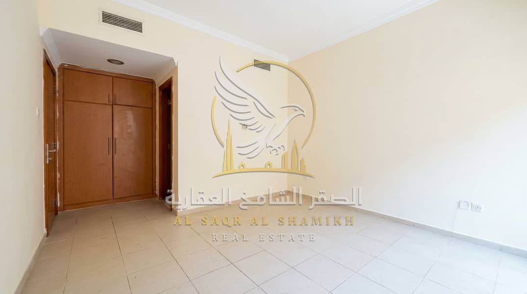 8 Enhancing_real_estate_photograph…_202609041452. jpeg
