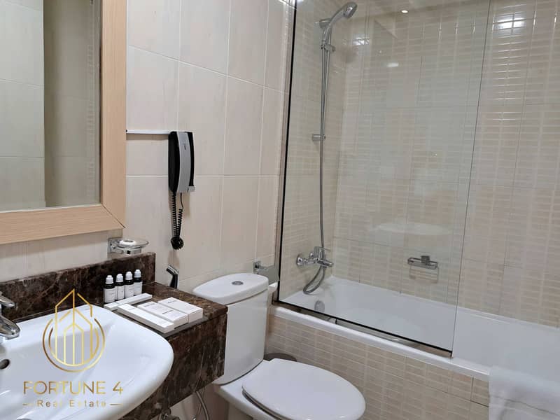8 Barcelo - One Bedroom Standard (11). jpg