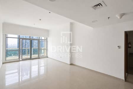 1 Bedroom Apartment for Rent in Jumeirah Lake Towers (JLT), Dubai - Scenic Lake View | Spacious Layout | 4 Cheques 1 Bedroom Apartment for Rent in Jumeirah Lake Towers (JLT), Dubai - Scenic Lake View | Spacious Layout | 4 Cheques