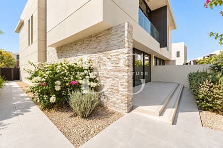 3 Bedroom Villa for Rent in DAMAC Hills, Dubai - 1. jpg
