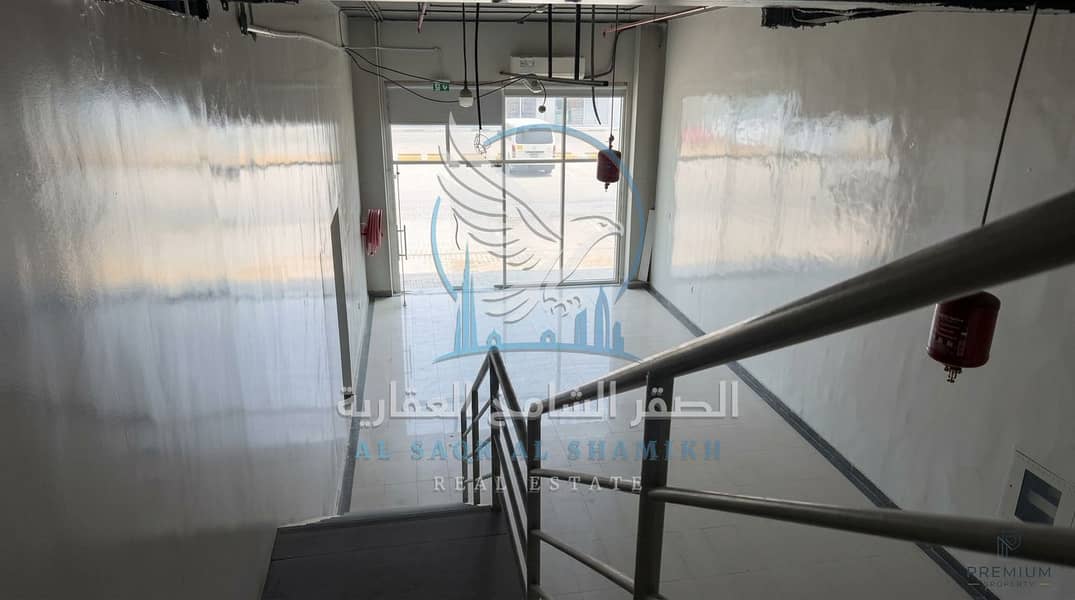 4 محل تجاري للايجار Commercial Shop For Rent 2. jpeg