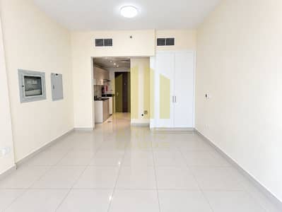 Studio for Rent in Jumeirah Garden City, Dubai - S4. png