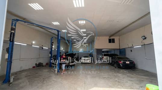 工业园区， 夏尔迦 仓库待租 - جراج للبيع بالصناعيه 4 - 200 متر. jpeg