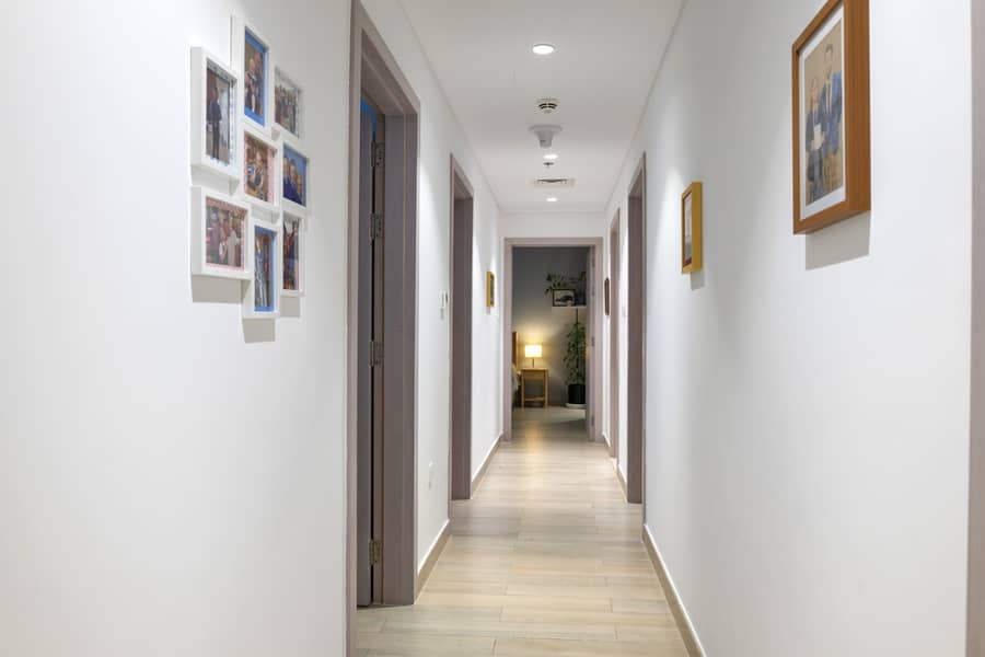 14 Apt 423 B9 Waters Edge-59. jpg
