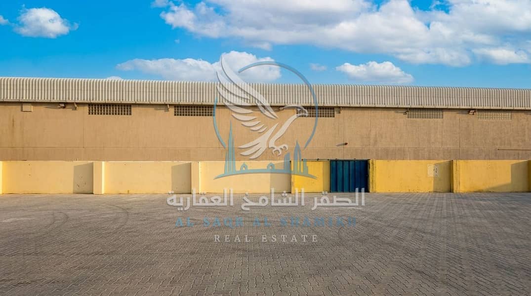4 حوطة للإيجار في الصناعية 18 – 10,000 قدم7. jpeg