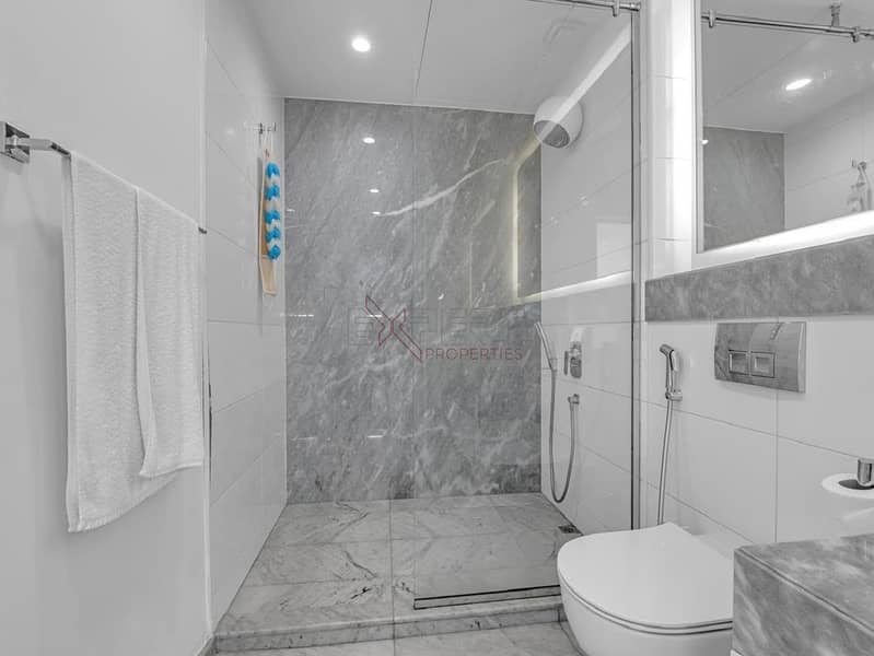 8 Image 8