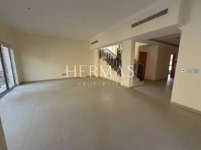 4 habitaciones Villa para en Alquiler en Nad Al Sheba, Dubai - Villa en Nad Al Sheba,Nad Al Sheba 3, 4 dormitorios, 249999 AED - 16401780 4 habitaciones Villa para en Alquiler en Nad Al Sheba, Dubai - Villa en Nad Al Sheba,Nad Al Sheba 3, 4 dormitorios, 249999 AED - 16401780