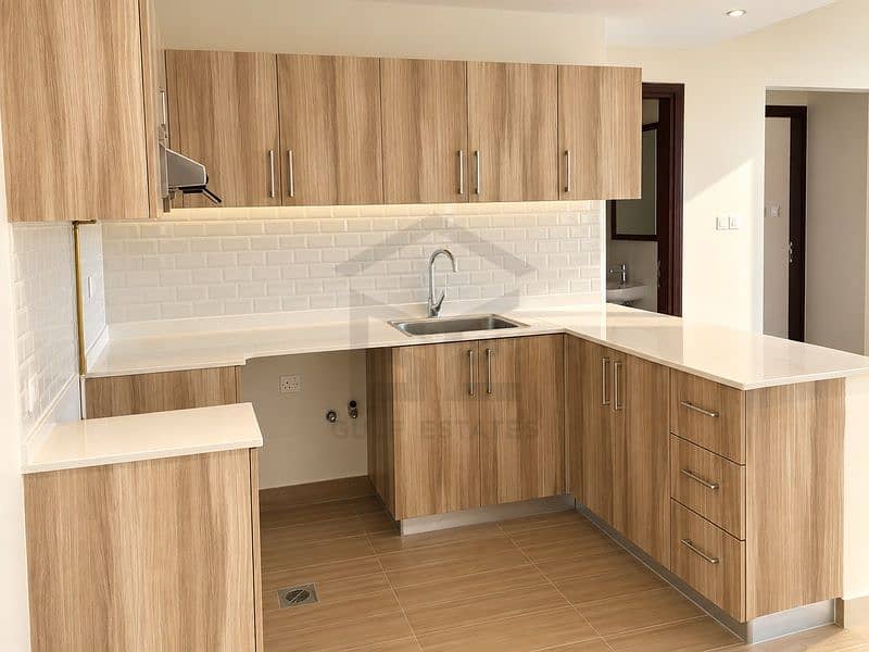 4 05_Kitchen_800x600. jpg