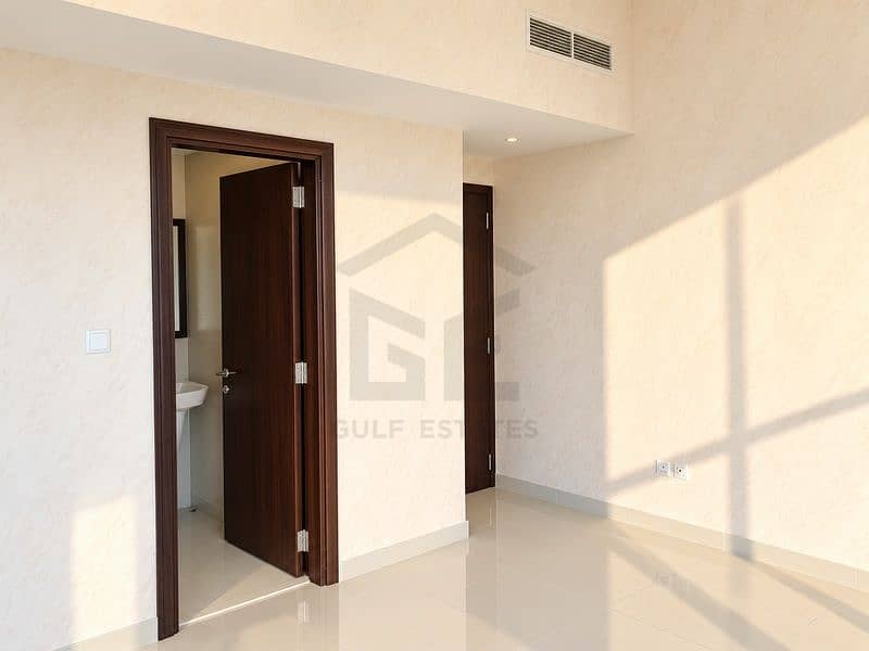 14 10_Bedroom_Alternate_800x600. jpg