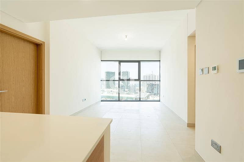 2 3BRM-Apt-AP265982-Radiant-Boulevard-Radiant-Square-Al-Reem-Island-Abu-Dhabi-UAE (2). jpg
