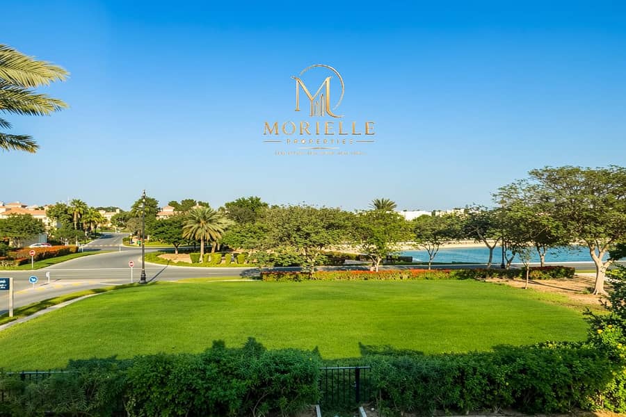 10 luxury_lakeside_villa-737de463-2fbd-4ae7-866e-95fcaf6bc6c5. jpg