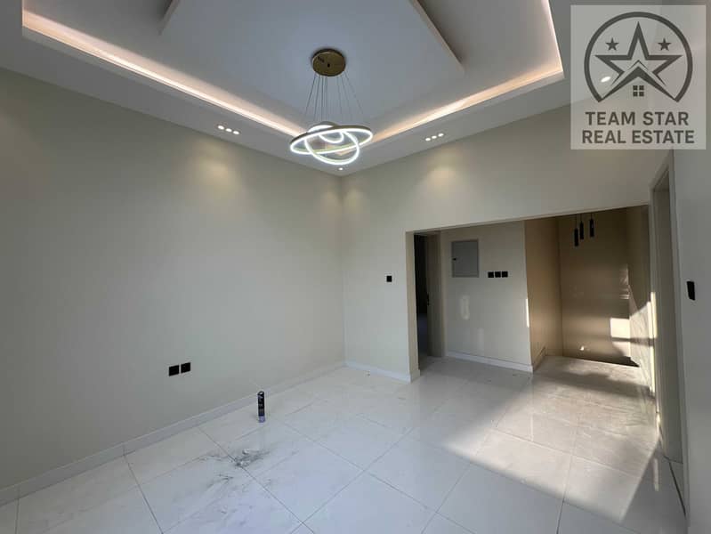 2 4ba5fefd-f166-43d3-88c4-1e537fdc7c94. jpg