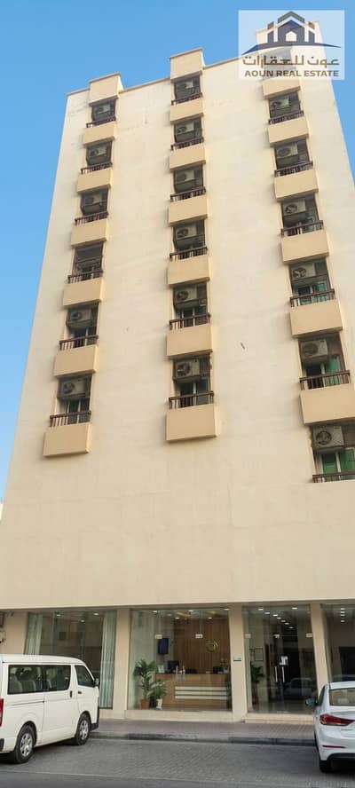 Building de 10+ Chambres à à louer à Bu Tina, Sharjah - Gemini_Generated_Image_4ae0vv4ae0vv4ae0. jpg Building de 10+ Chambres à à louer à Bu Tina, Sharjah - Gemini_Generated_Image_4ae0vv4ae0vv4ae0. jpg