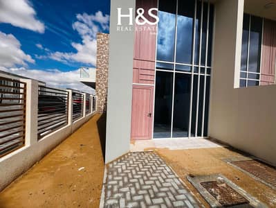 1 Camera Townhouse in affitto a Rukan, Dubai - WhatsApp Image 2024-02-13 at 1.54. 58 PM. jpeg 1 Camera Townhouse in affitto a Rukan, Dubai - WhatsApp Image 2024-02-13 at 1.54. 58 PM. jpeg