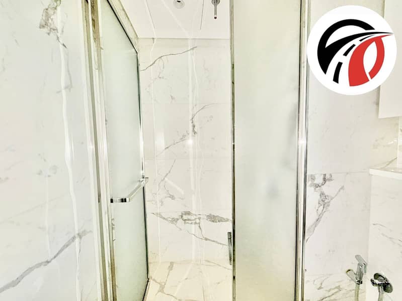11 1000556629. jpg