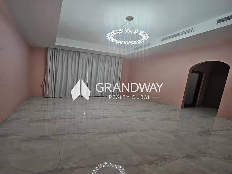 5 Massive 7BR Villa | Large Garden I Al Awir — photo 5