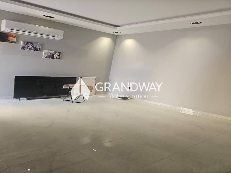 7 Massive 7BR Villa | Large Garden I Al Awir — photo 7