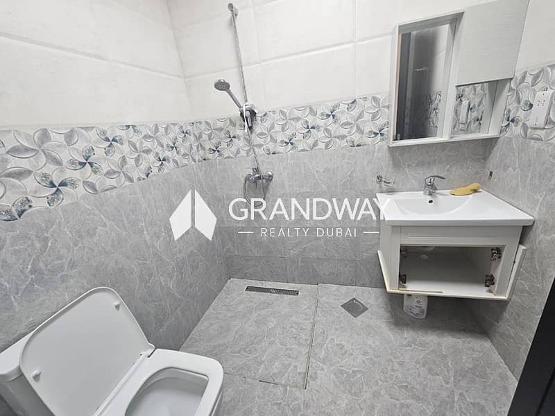 10 Massive 7BR Villa | Large Garden I Al Awir — photo 10