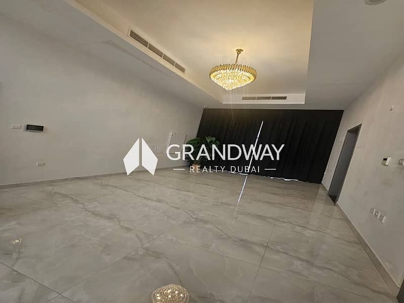 18 Massive 7BR Villa | Large Garden I Al Awir — photo 18