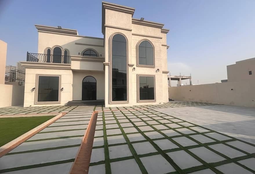 Spacious 4BR Villa | Private Garden | Al Aweer — photo 1 Spacious 4BR Villa | Private Garden | Al Aweer — photo 1