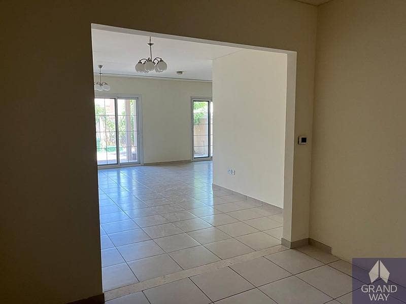 7 Beautiful Family 3BR Villa | Al Barsha I Hot Deal — photo 7