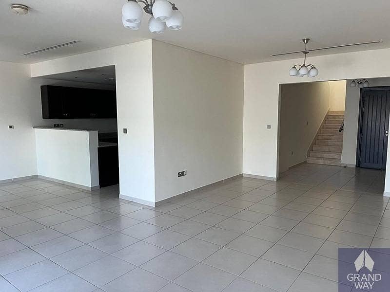 17 Beautiful Family 3BR Villa | Al Barsha I Hot Deal — photo 17