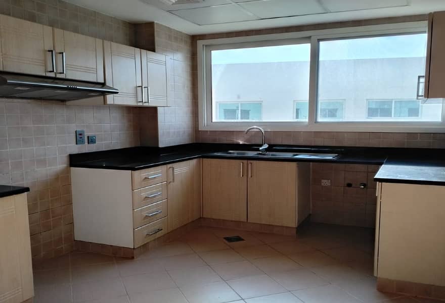 8 Spacious 2BR | Prime Jumeirah First Location — photo 8