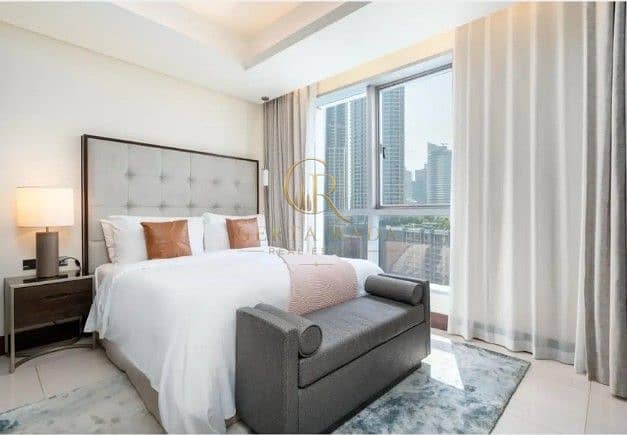 3 Studio 2011 - Bed with View. jpg
