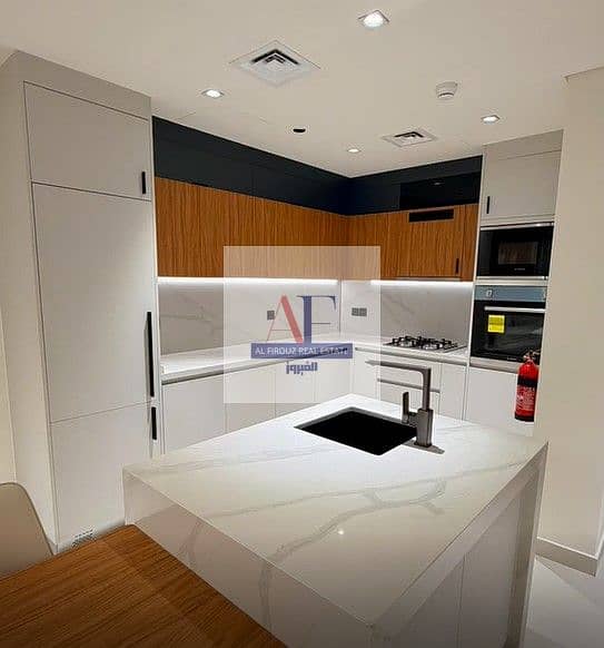 3 Kitchen. jpg