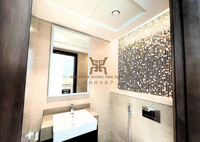 8 1a6d3d09-3347-4cb1-b527-e4ed52bc512e. jpg