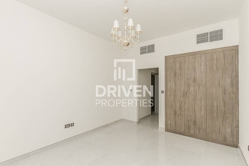 6 Spacious 1 Bed Apartment | Prime Location