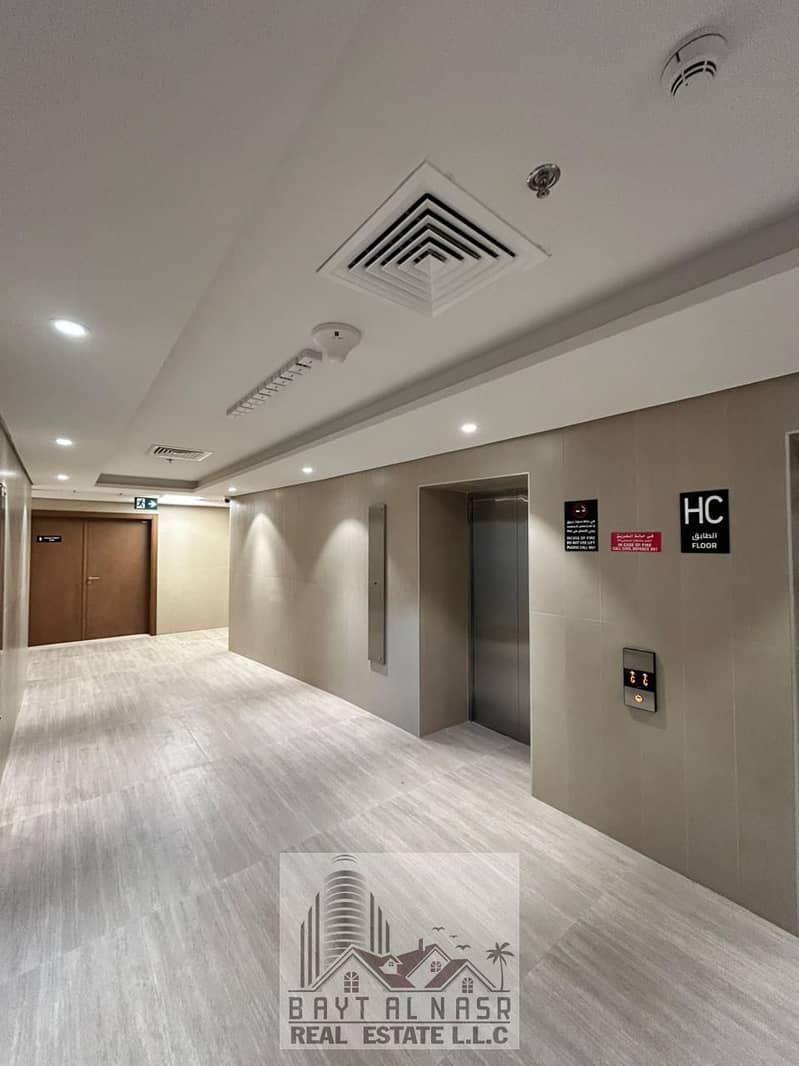 7 inside building. jpeg