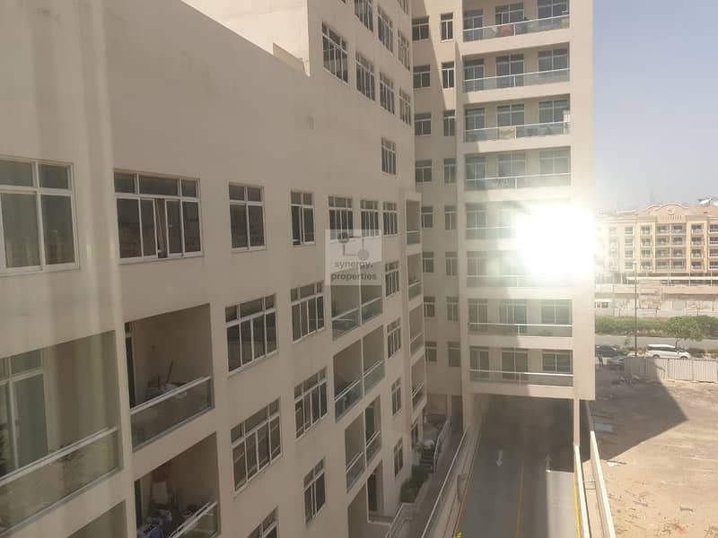 1 bed with study in jvc sobha daffodil just 470 k 1 bed with study in jvc sobha daffodil just 470 k