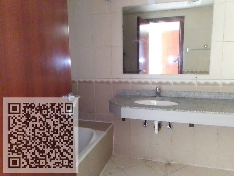 2 ff7feccc-8ee6-439b-8d49-53030066efcc. jpg