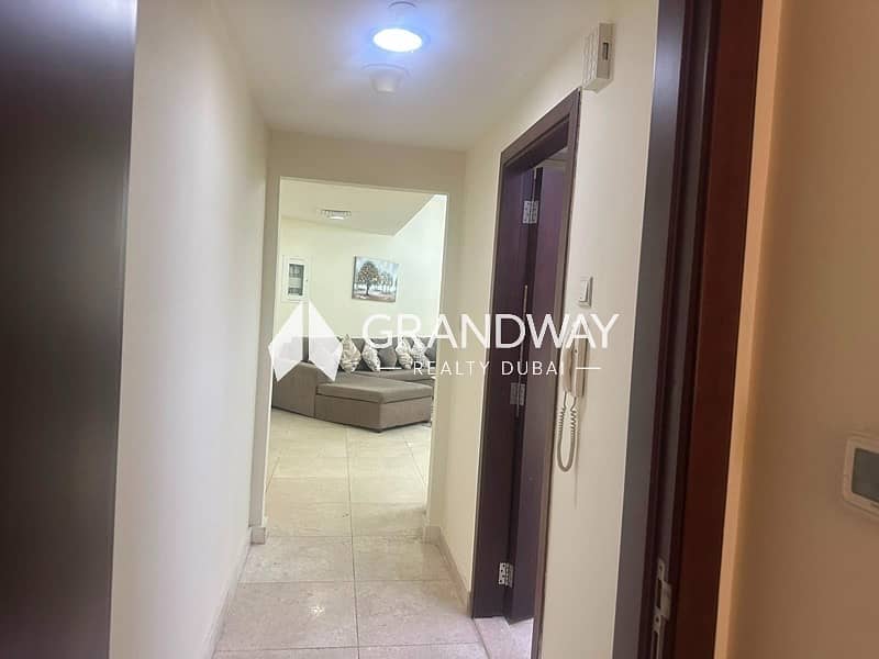 12 Bright 1BR | Great Amenities | Contemporary Living — photo 12