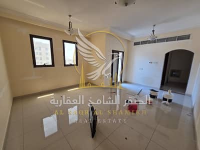 2 Cпальни Апартамент в аренду в Аль Кулайя, Шарджа - 9bb8b259-50dd-4689-9ecb-20da4aaafc52. jpg 2 Cпальни Апартамент в аренду в Аль Кулайя, Шарджа - 9bb8b259-50dd-4689-9ecb-20da4aaafc52. jpg