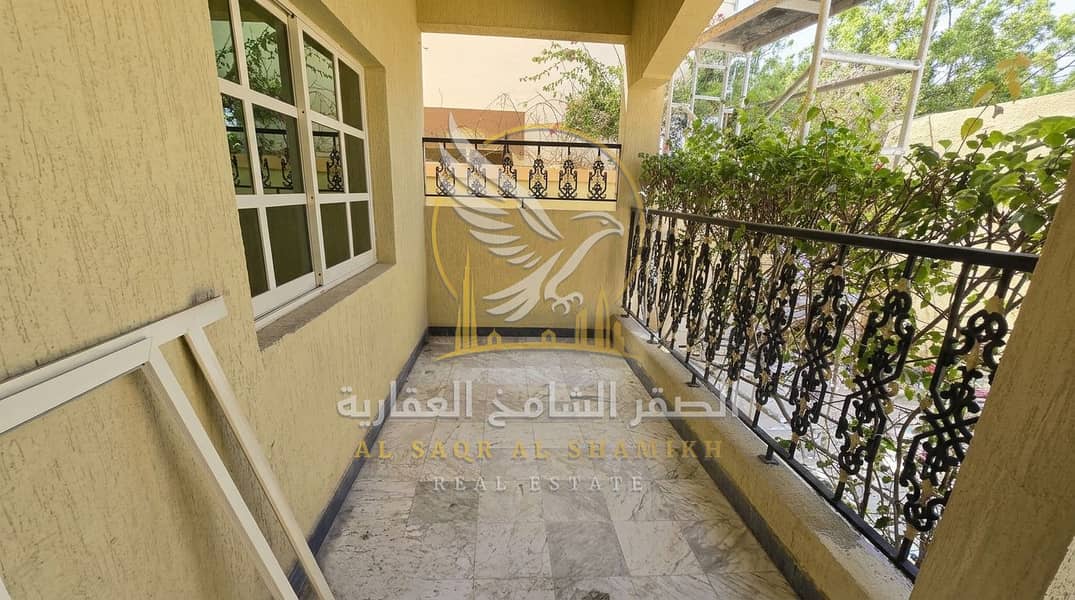 23 Enhancing_real_estate_listing_ph…_202609051845. jpeg