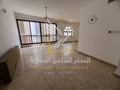 4 Cпальни Апартаменты в аренду в Аль Кулайя, Шарджа - WhatsApp Image 2026-09-02 at 1.47. 13 PM (1). jpeg