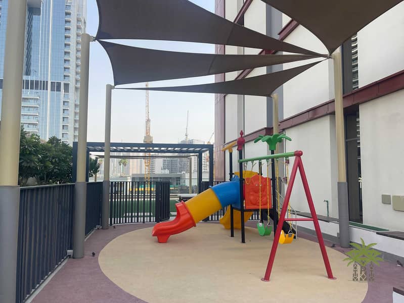 24 b2bcb614-9858-4ffe-bdda-5b1b5979ee53. jpg
