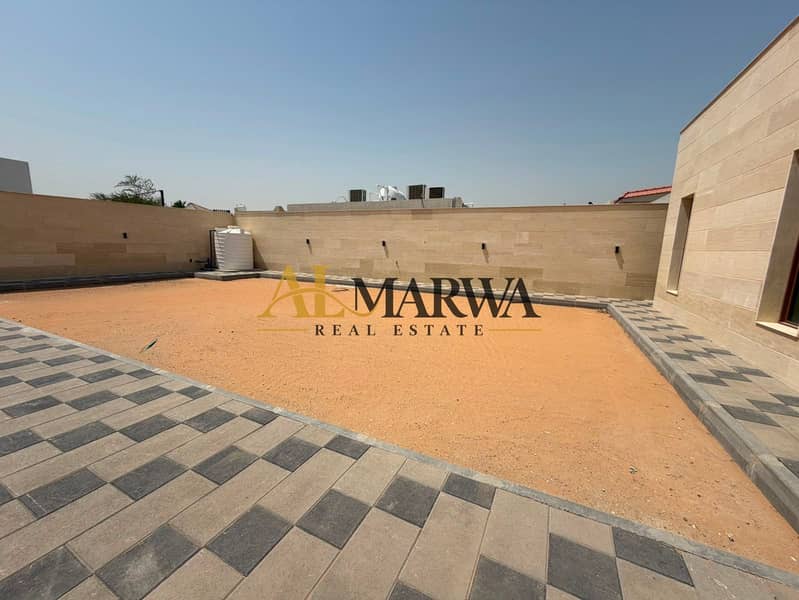 18 c0c46e48-4683-4878-898d-26de1d80bb07. jpeg