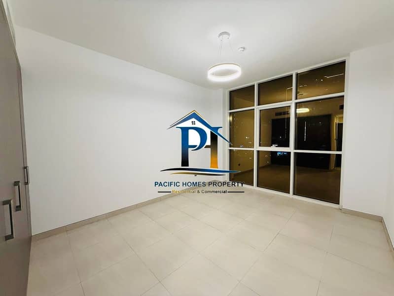 14 81fac63c-e5a7-48cb-b882-c7217861aed8. jpg