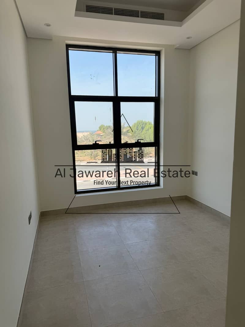25 WhatsApp Image 2026-09-05 at 4.36. 03 PM (1). jpeg